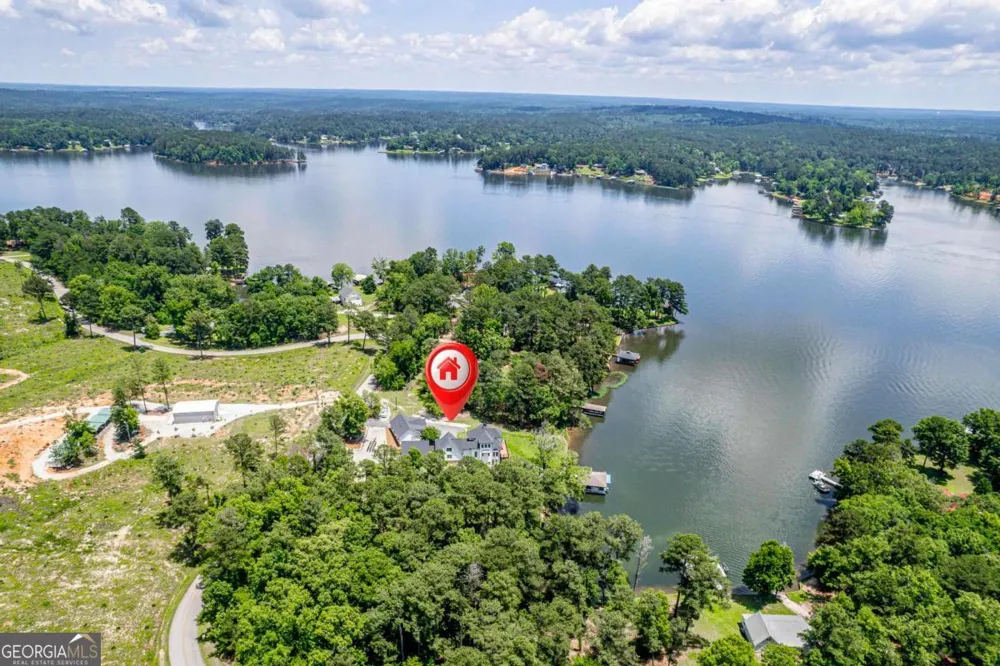 202 Sinclair RD Eatonton, GA 31024