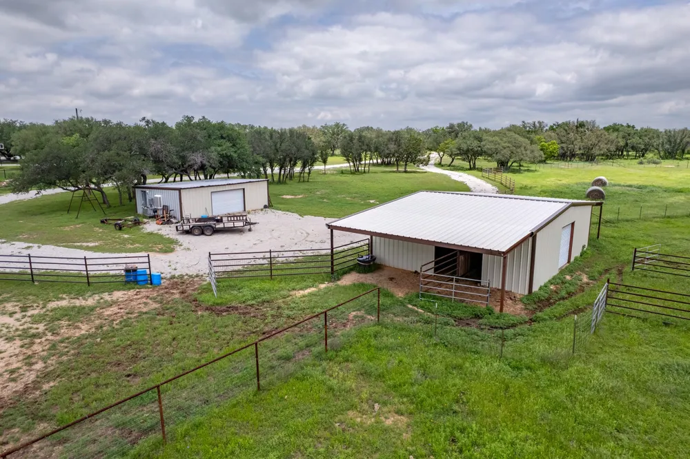 5615 County Road 153 Bangs, TX 76823