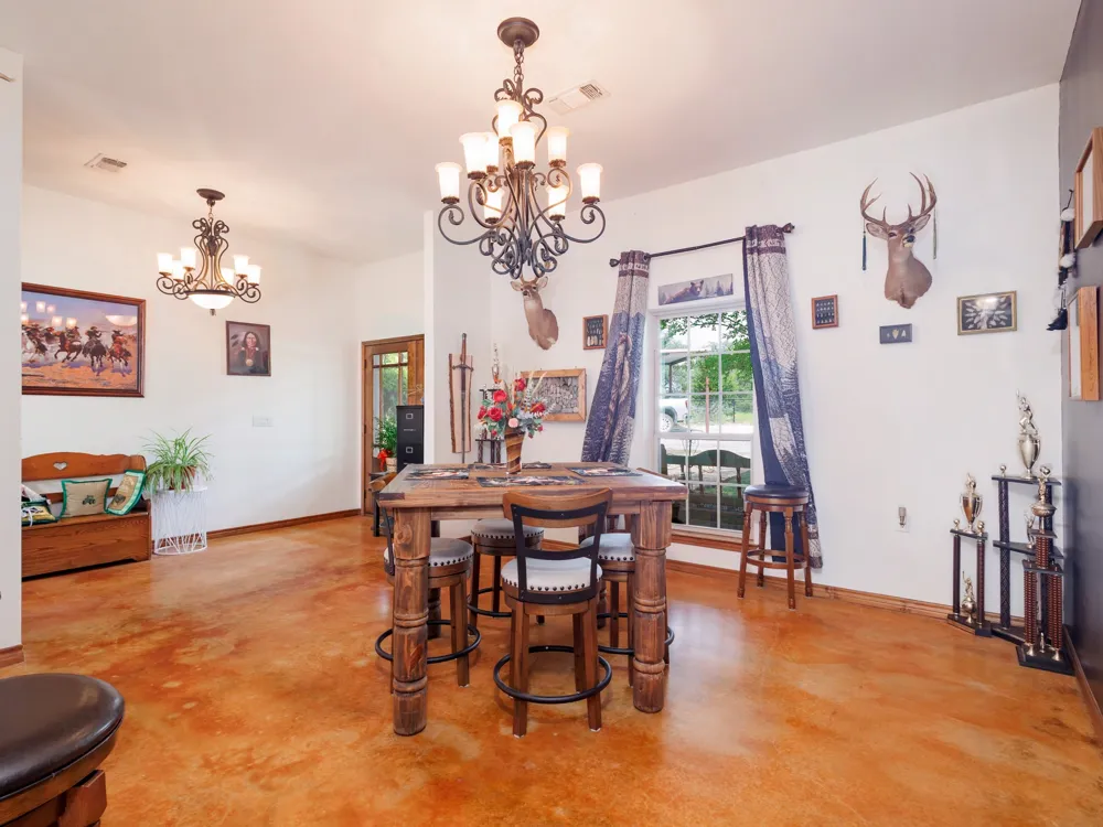 5615 County Road 153 Bangs, TX 76823