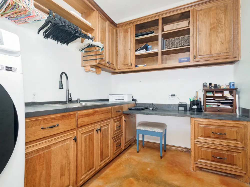 5615 County Road 153 Bangs, TX 76823