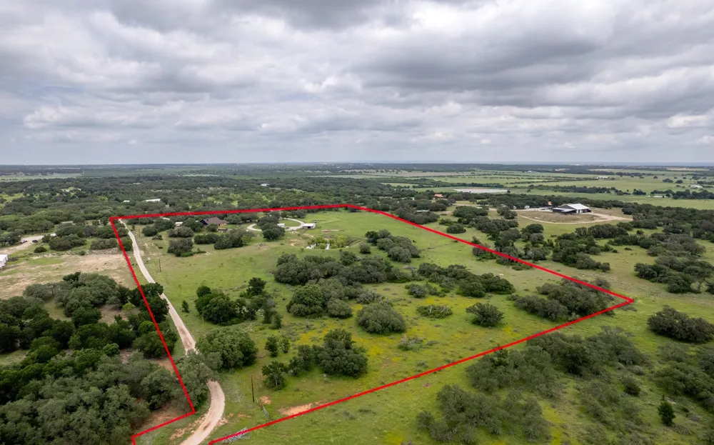 5615 County Road 153 Bangs, TX 76823
