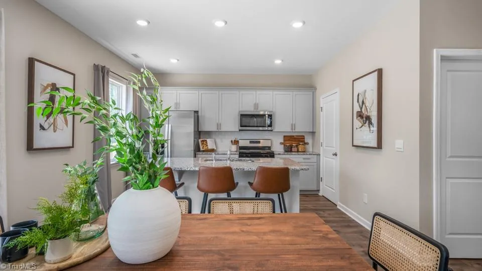 107 Lauder Trace Jamestown, NC 27282