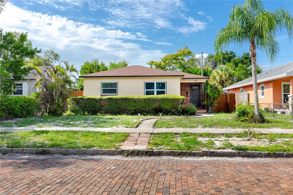 6210 4TH AVENUE S St Petersburg, FL 33707