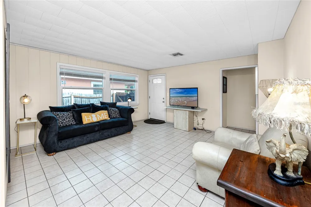 6210 4TH AVENUE S St Petersburg, FL 33707