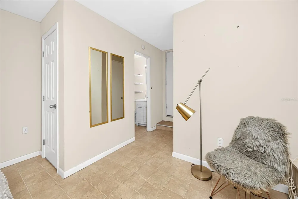 6210 4TH AVENUE S St Petersburg, FL 33707