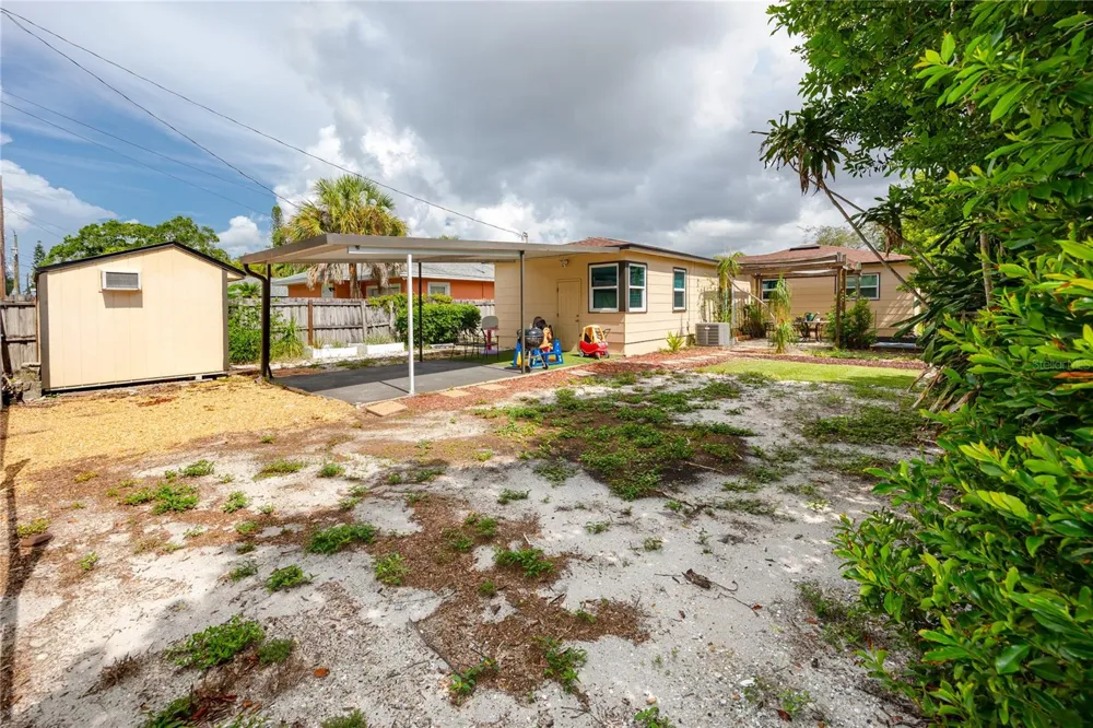 6210 4TH AVENUE S St Petersburg, FL 33707