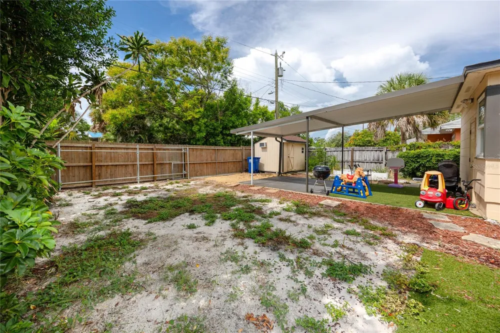 6210 4TH AVENUE S St Petersburg, FL 33707