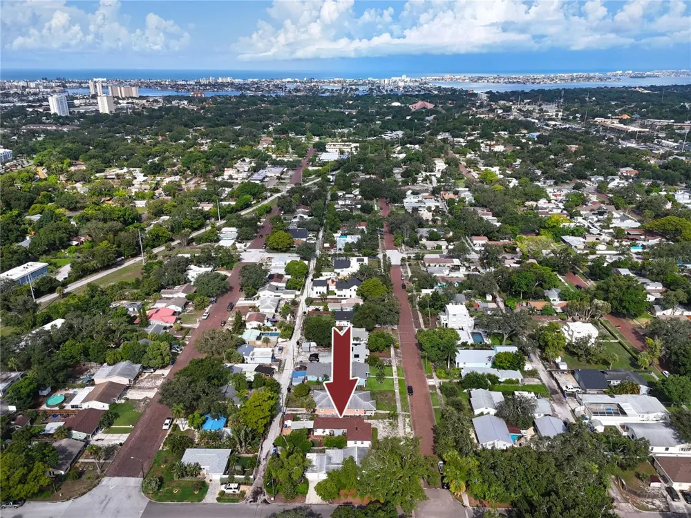 6210 4TH AVENUE S St Petersburg, FL 33707