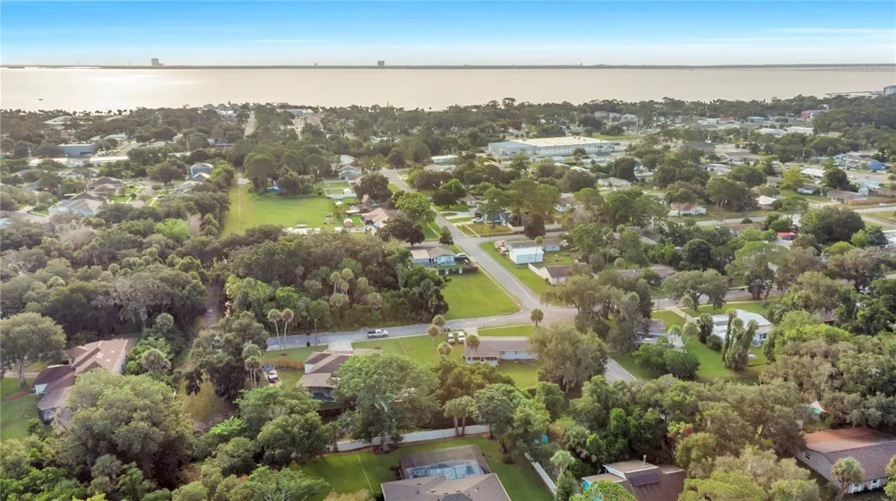 4005 VANGUARD AVENUE Titusville, FL 32780