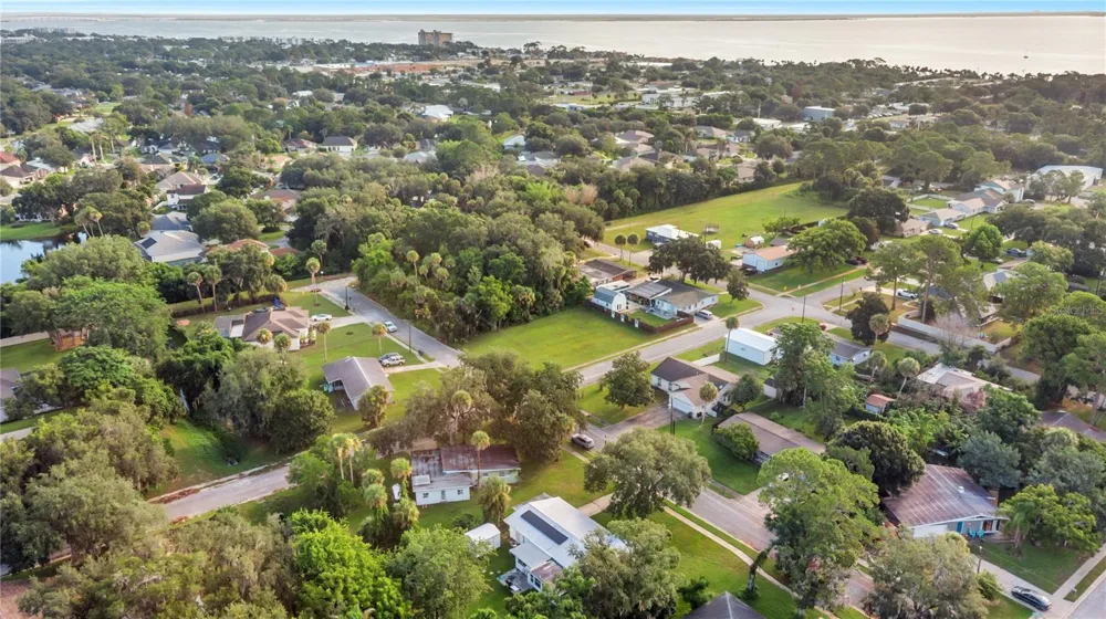 4005 VANGUARD AVENUE Titusville, FL 32780