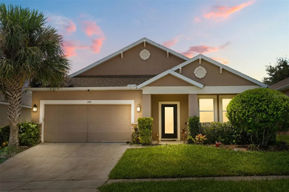 1142 GRAND HILLTOP DRIVE Apopka, FL 32703