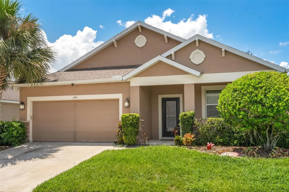 1142 GRAND HILLTOP DRIVE Apopka, FL 32703