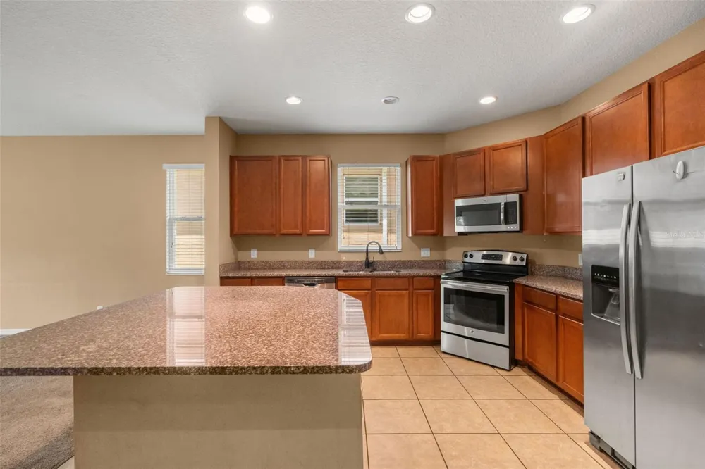 1142 GRAND HILLTOP DRIVE Apopka, FL 32703