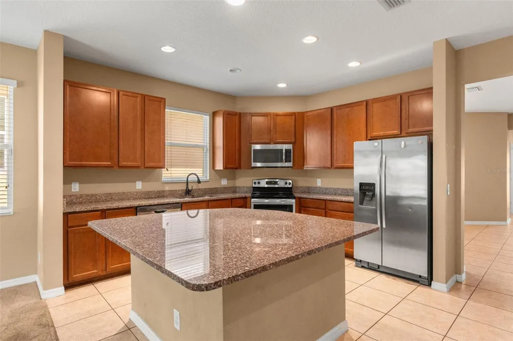 1142 GRAND HILLTOP DRIVE Apopka, FL 32703