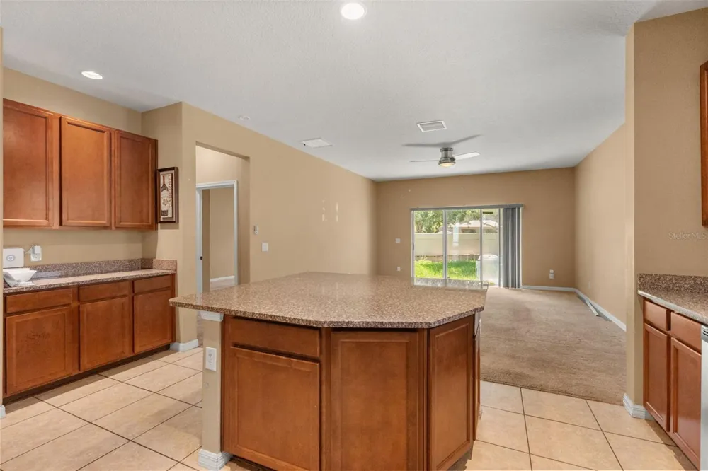1142 GRAND HILLTOP DRIVE Apopka, FL 32703