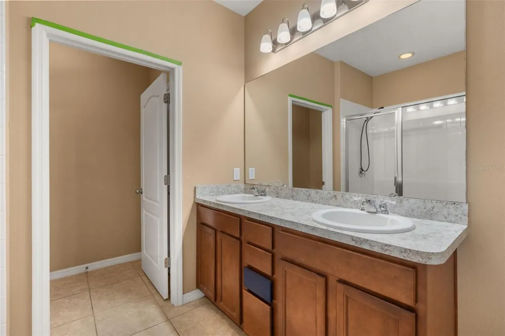 1142 GRAND HILLTOP DRIVE Apopka, FL 32703