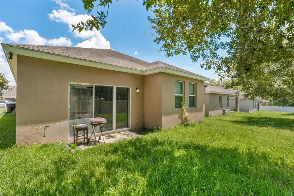 1142 GRAND HILLTOP DRIVE Apopka, FL 32703