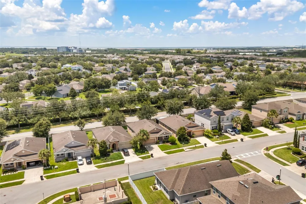 1142 GRAND HILLTOP DRIVE Apopka, FL 32703
