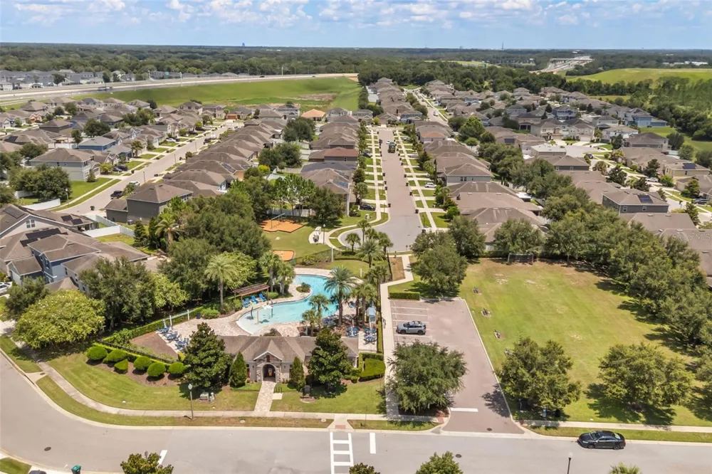 1142 GRAND HILLTOP DRIVE Apopka, FL 32703