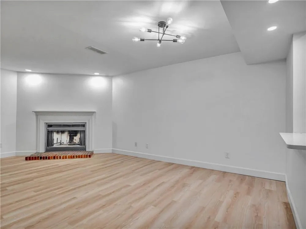 3018 Steeplechase Alpharetta, GA 30004