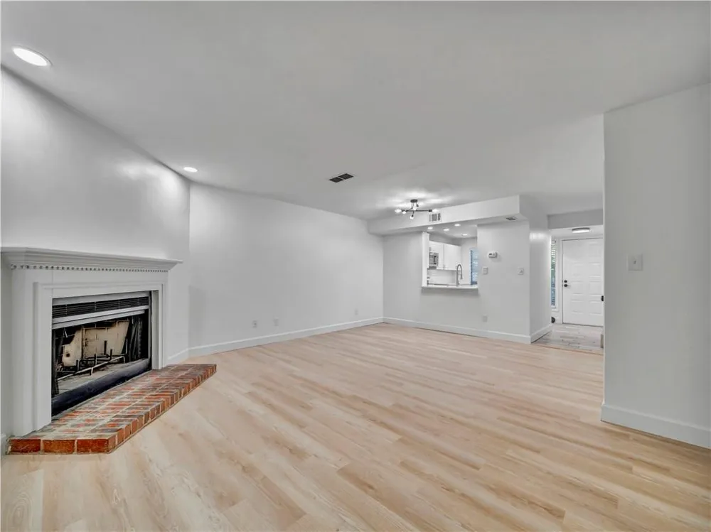 3018 Steeplechase Alpharetta, GA 30004