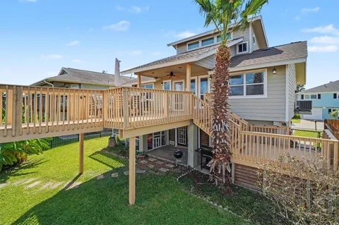 1016 Redfish Street