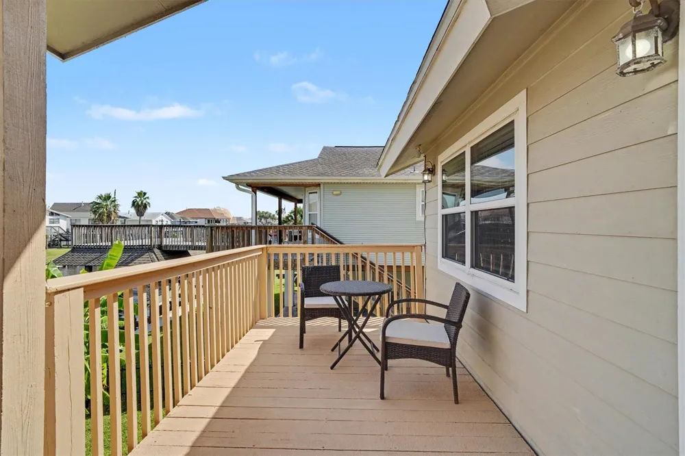 1016 Redfish Street Bayou Vista, TX 77563