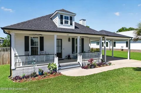215 White Harbor Road