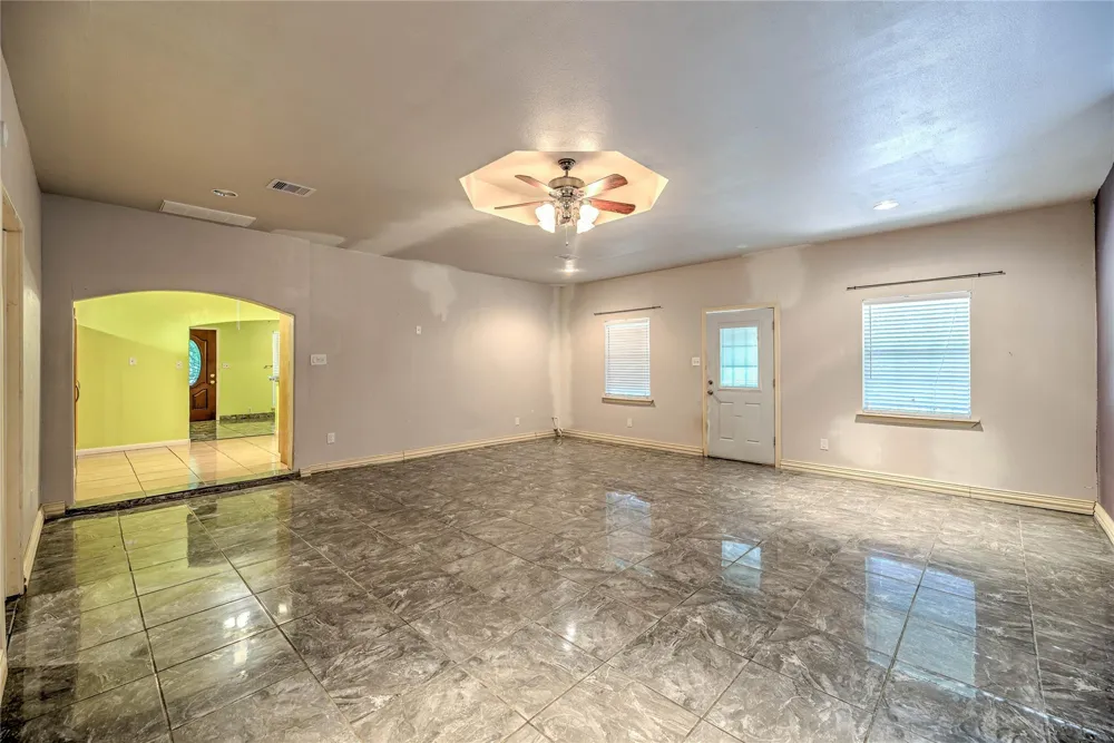 4618 Old Highway 35 S Goodrich, TX 77335