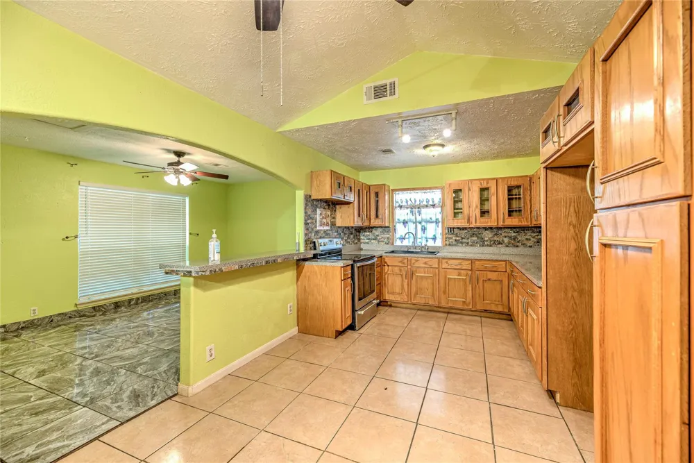4618 Old Highway 35 S Goodrich, TX 77335