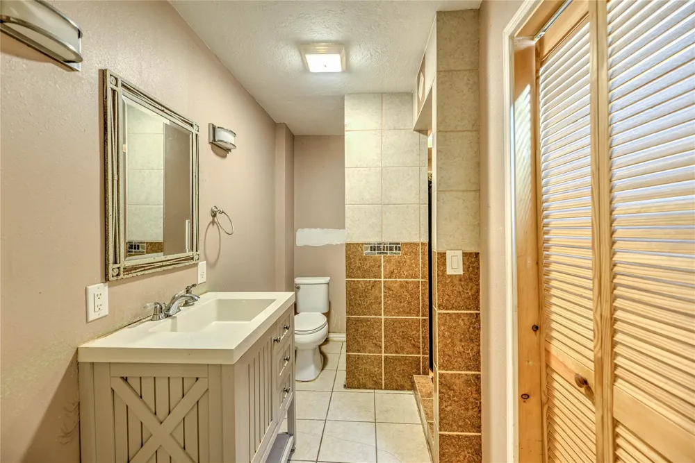 4618 Old Highway 35 S Goodrich, TX 77335
