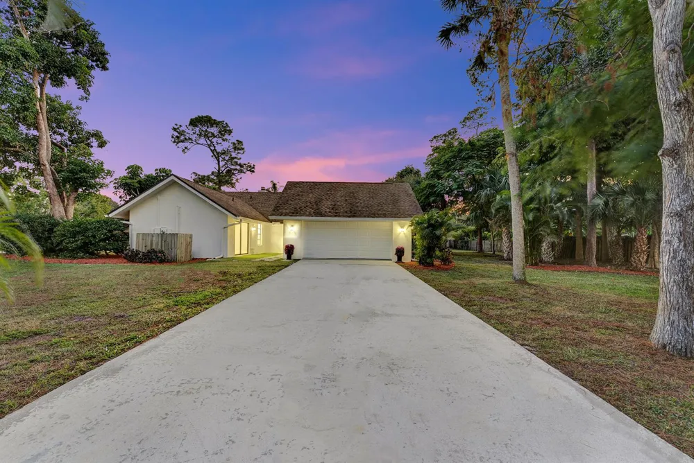 225 Sulky Way Wellington, FL 33414