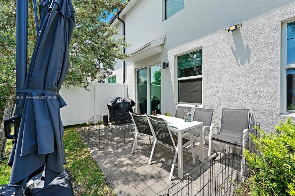 1616 Lindley St Mangonia Park, FL 33407