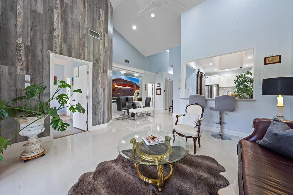 227 Lakeshore Drive Hypoluxo, FL 33462