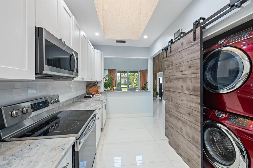 227 Lakeshore Drive Hypoluxo, FL 33462