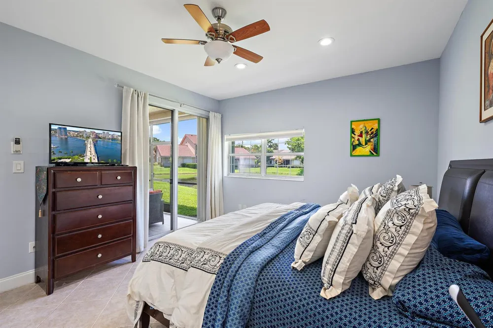 227 Lakeshore Drive Hypoluxo, FL 33462