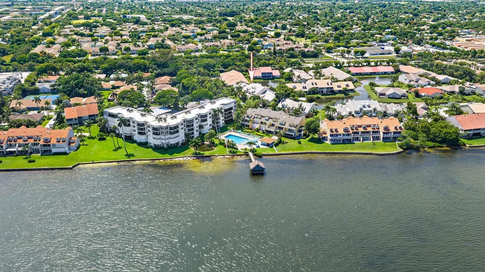 227 Lakeshore Drive Hypoluxo, FL 33462