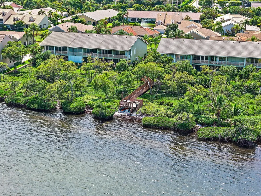 227 Lakeshore Drive Hypoluxo, FL 33462