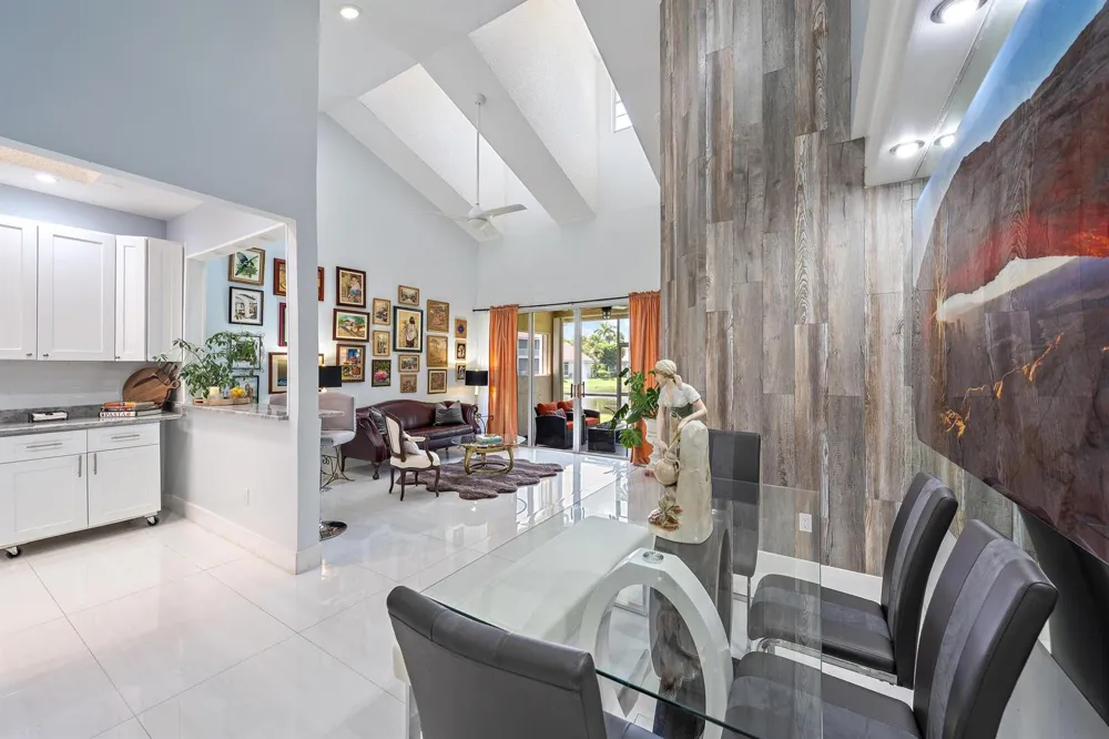 227 Lakeshore Drive Hypoluxo, FL 33462