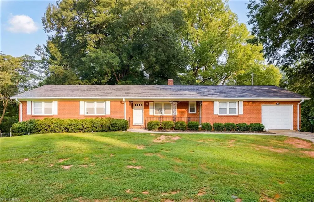 112 Delta Street Lexington, NC 27295