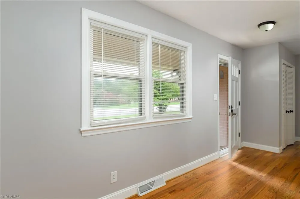 112 Delta Street Lexington, NC 27295