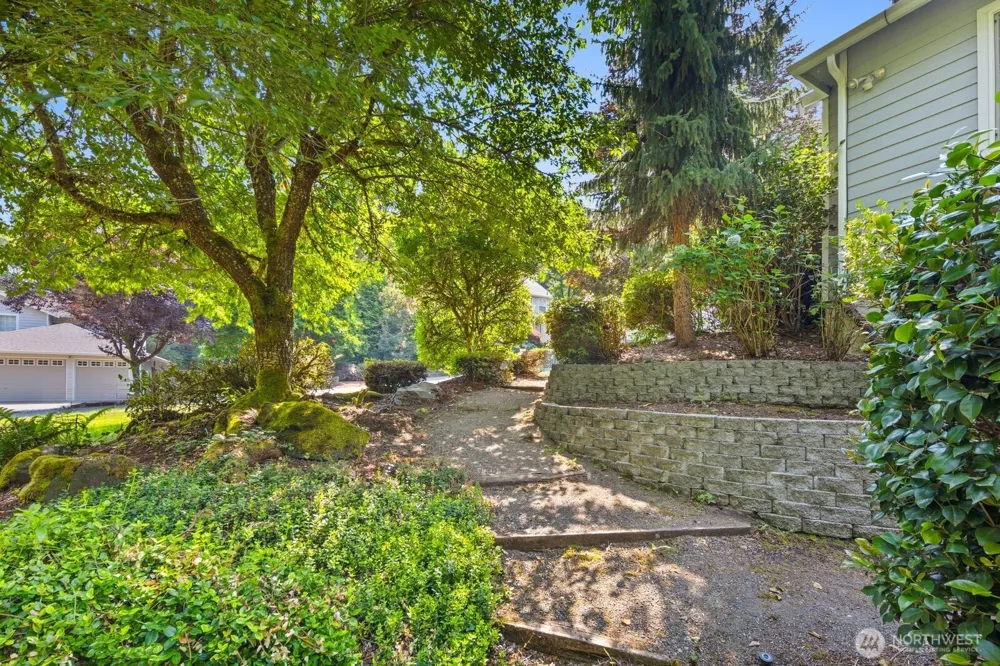 1514 201st Avenue E Lake Tapps, WA 98391
