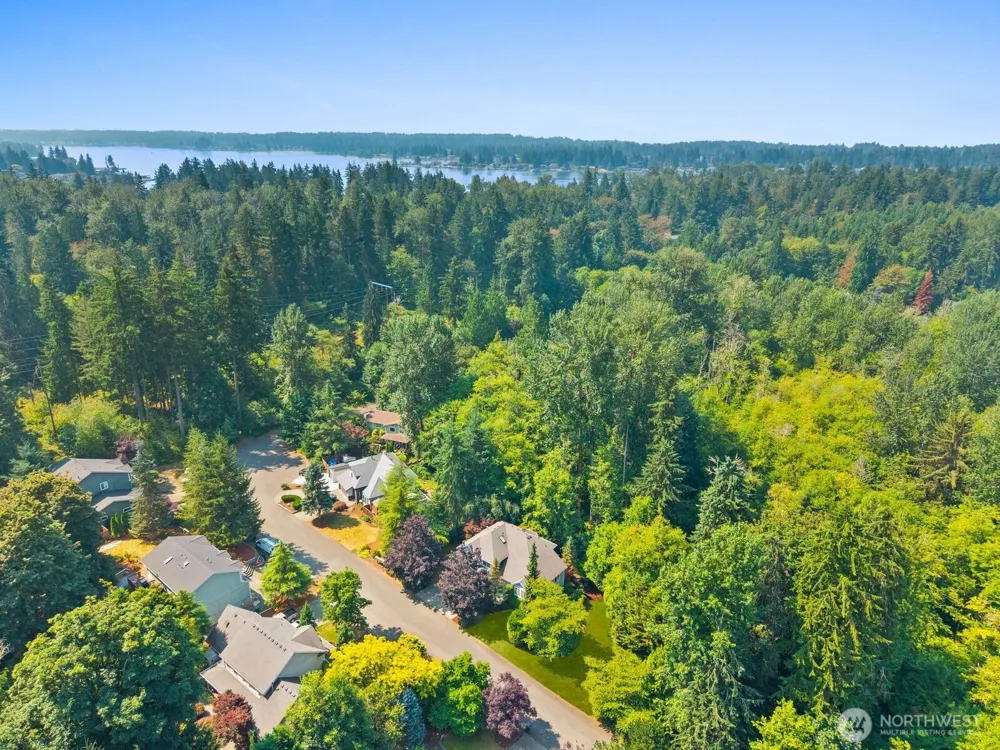 1514 201st Avenue E Lake Tapps, WA 98391