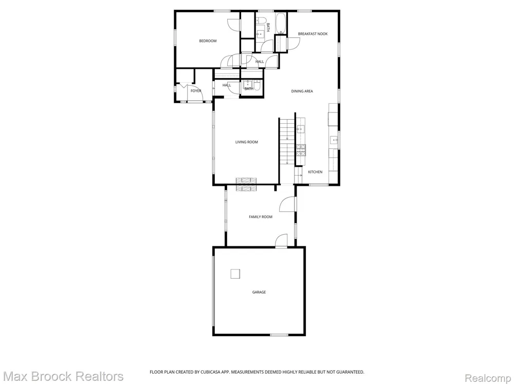17348 Hilton Street Southfield City, MI 48075