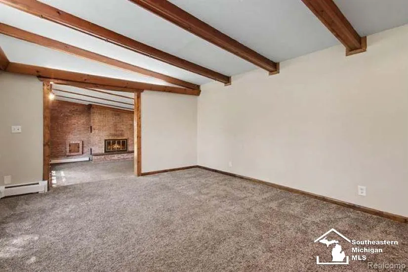 7900 W Sharpe Rd Road Handy Township, MI 48838