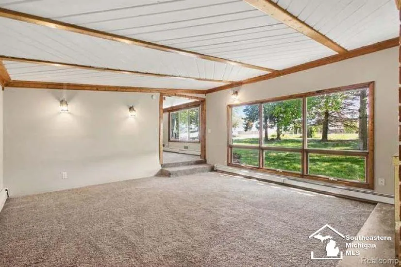 7900 W Sharpe Rd Road Handy Township, MI 48838