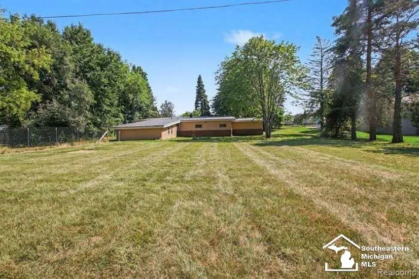 7900 W Sharpe Rd Road Handy Township, MI 48838