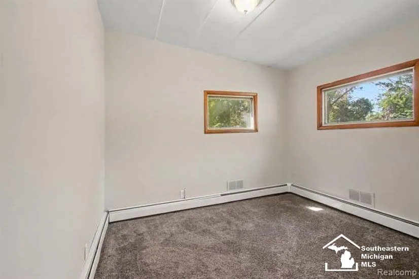 7900 W Sharpe Rd Road Handy Township, MI 48838