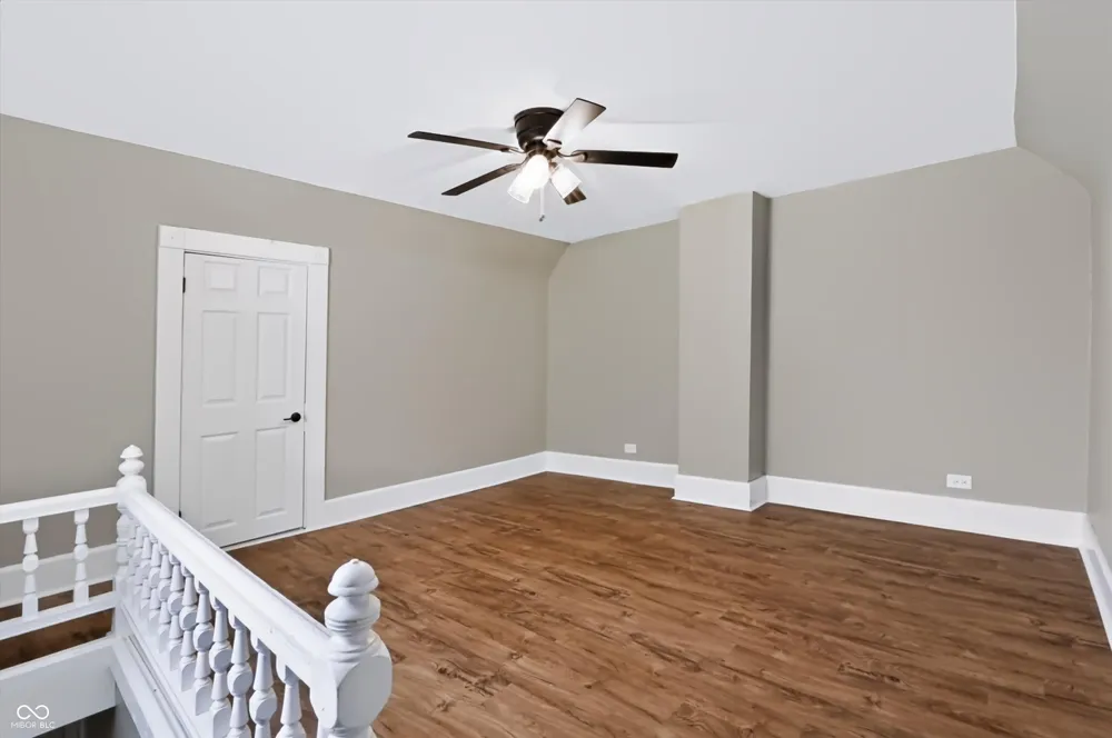 1507 Lafayette Avenue Columbus, IN 47201