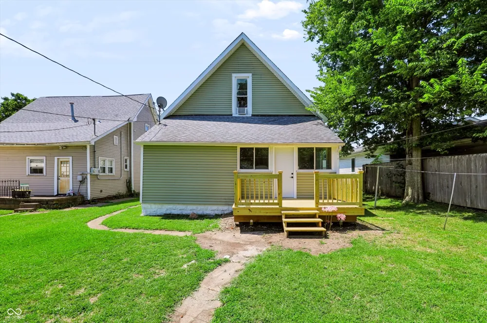 1507 Lafayette Avenue Columbus, IN 47201